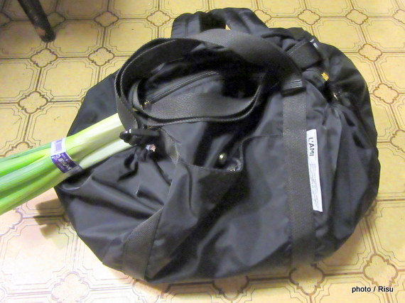 フェリシモ レジかご用バッグがスマートに変身！ 大量買いもらくらく ビッグなリュック